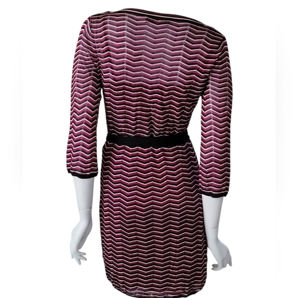 Trina Turk Purple, Black White Chevron Knit Belted Shift Knee Length Dress M - Picture 3 of 10